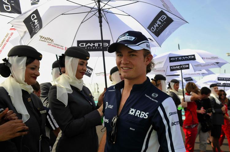 Skiftedag. Nico Rosberg kører fra næste sæson i en Mercedes efter fire år hos Williams. 