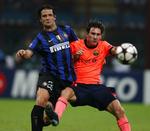FC Barcelona indledte forsvaret af Champions League-titlen ved at spille 0-0 på udebane mod Inter i en kamp, hvor Lionel Messi spillede over for bl.a. rumæneren Cristian Chivu. 