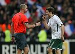 FÆRDIG. Svenske Martin Hansson overvejer, om han skal fortsætte som fodbolddommer. 