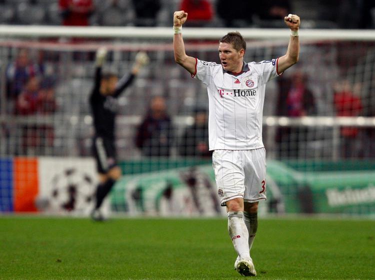 Lettelse. Bayerns Bastian Schweinsteiger jubler efter 1-0-sejren over Haifa. 