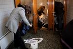 Aktion. Forældrene gik målrettet på toilettet. 