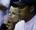 UNDSKYLD. Tiger Woods har i dag på sin hjemmeside for første gang kommenteret fredagens mystiske biluheld offentligt. 