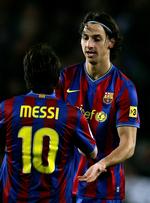 helten. Zlatan Ibrahimovic (th) behøvede kun få minutter på banen, før han afgjorde den store klassiske kamp mellem Barcelona og Real Madrid. 