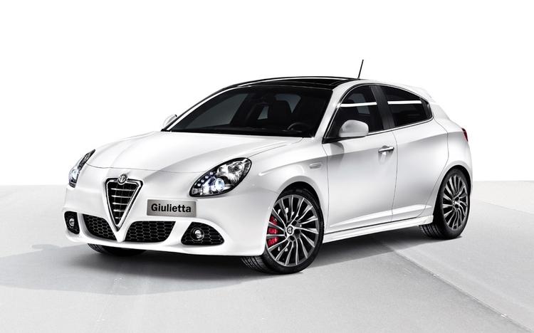 Alfa Romeo Giulietta 4er klar til salg næste år. Priserne vil formentlig bevæge sig fra 250.000 kroner og opad. 