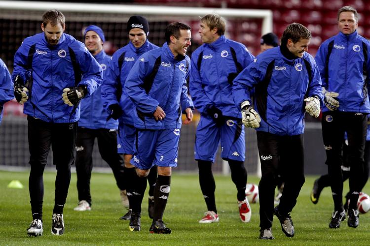 FCK-spillerne luntede rundt til træning inden kampen mod Cluj. 