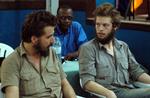 Tjostolv Moland (tv) er ifølge sin læge ved at blive psykisk syg af at sidde indesprærret i Congo. Sammen med sin kammerat Joshua French er han anklaget for mord. 