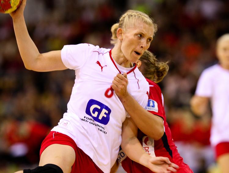 Ude? Louise Mortensen er stattes i VM-truppen måske af Lotte Grigel. 