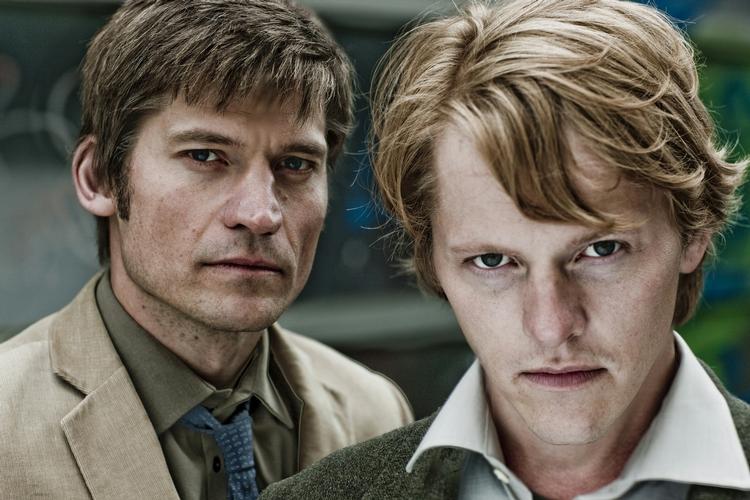 Stjerner. Nikolaj Coster-Waldau (tv) og Thure Lindhardt spiller hovedrollen i serien som bandemedlemmerne Jan og Bo Weimann 