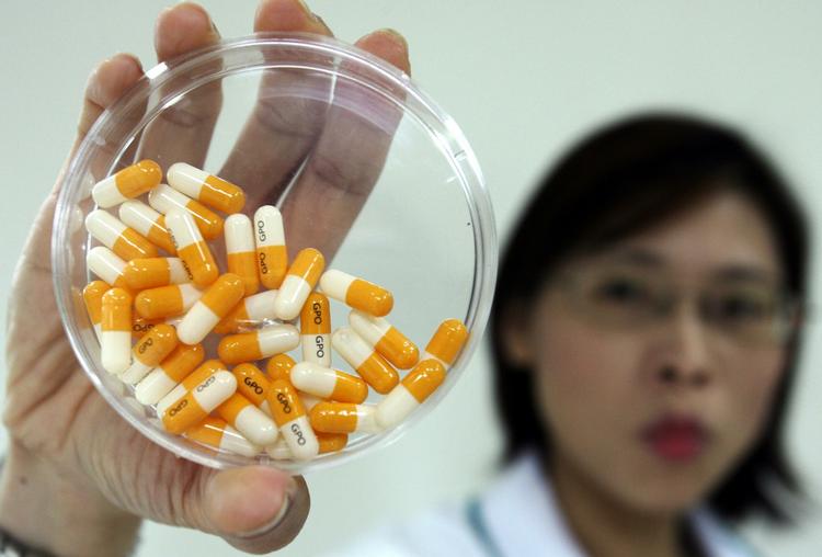 Overskudsforretning. Siden 2004 har producenten Roche solgt flere end 270 millioner doser Tamiflu til regeringer i 96 lande. 