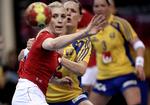 Profil Louise Mortensen var Danmarks bedste spiller i VM-kampen mod Sverige, men hendes gode indsats var ikke nok. Danmark tabte 27-23. 