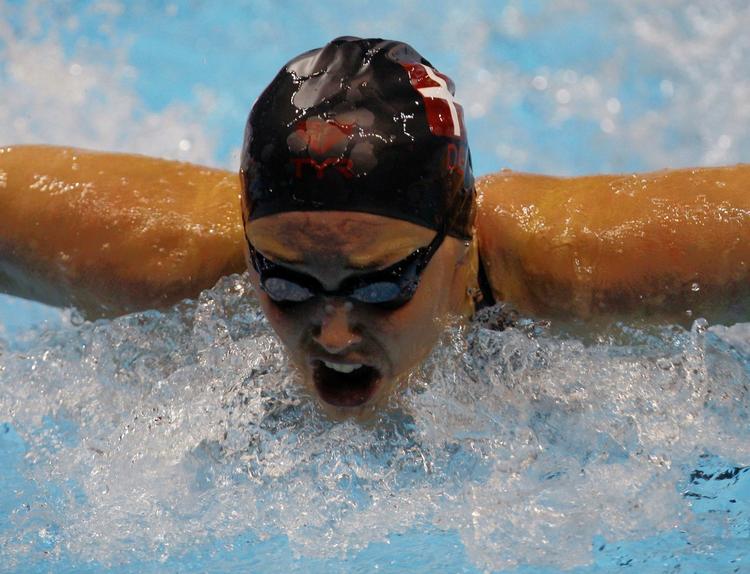 finalist. Uden at svømme sig ud kvalificerede Jeanette Ottesen sig til finalen i 100 meter butterfly, der også får dansk deltagelse af Micha Østergaard. 
