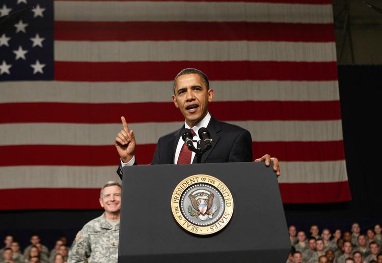 B+. Barack Obama har givet sig selv karakter for den første tid i Det Hvide Hus. 