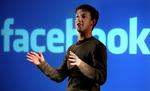 UPS. Facebook-stifter Marc Zuckerberg er selv et eksempel på, at det er problematisk, når Facebook forudindstiller brugernes profiler til, at flere private data bliver offentligt tilgængelige. Arkiv 