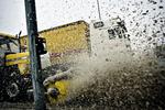 Snekaos. Mange bilister har til morgen haft problemer med sneen. Mange er kørt fast.Arkivfoto. 