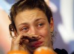 appel. 20-årige Yanina Wickmayer græd, da hun fortalte den belgiske presse om dopingudelukkelsen. 