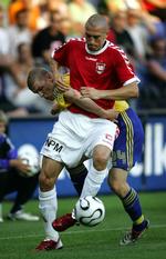 oprejsning. Lennart Lynges hyggefodbold er ikke gyldig bortvisningsgrund, har retten slået fast. 