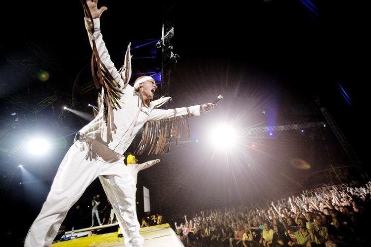 Blæs Bukki på scenen til årets Roskilde Festival. 