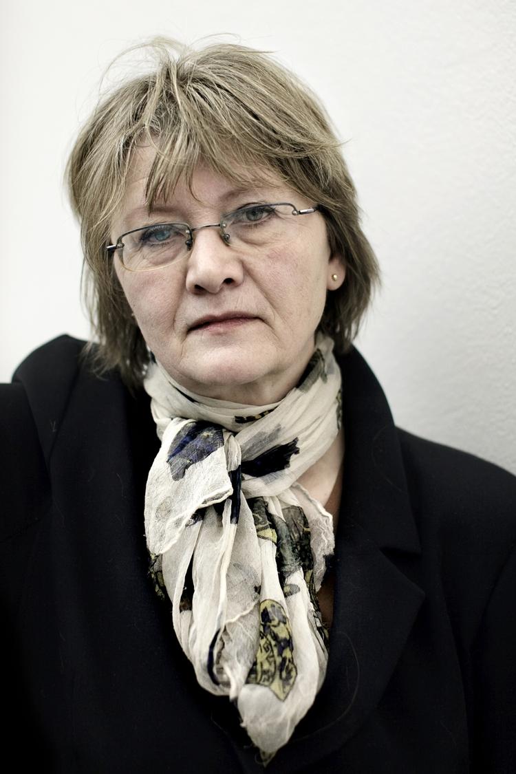 efterladt. Eva Gabrielsson dannede par med forfatteren Stieg Larsson i over 30 år indtil hans død i 2004. Nu er hun i København som manuskriptkonsulent på teaterstykket 'Mænd der hader kvinder' på Nørrebro Teater. 