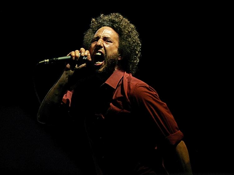 Spænding. Zack de la Rocha fra Rage Against the Machine. Kan han fejre jul på den britiske singlehitlistes førsteplads? Arkivfoto. 