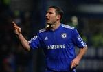 Straffet. Frank Lampard måtte gentage det udlignende straffespark tre gange, før dommeren var tilfreds. Arkivfoto. 