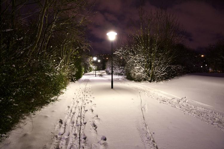 Julevejr. Sådan så der ud omkring København den 17. december i år. Hvis sneen bliver liggende rigtigt mange steder, kan Danmark måske få en - statistisk set  - rigtig hvid jul. (arkivfoto) 