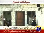Peshawar. Billedet her er vist på den lokale tv-station Geo News og viser presseklubben kort efter eksplosionen. 