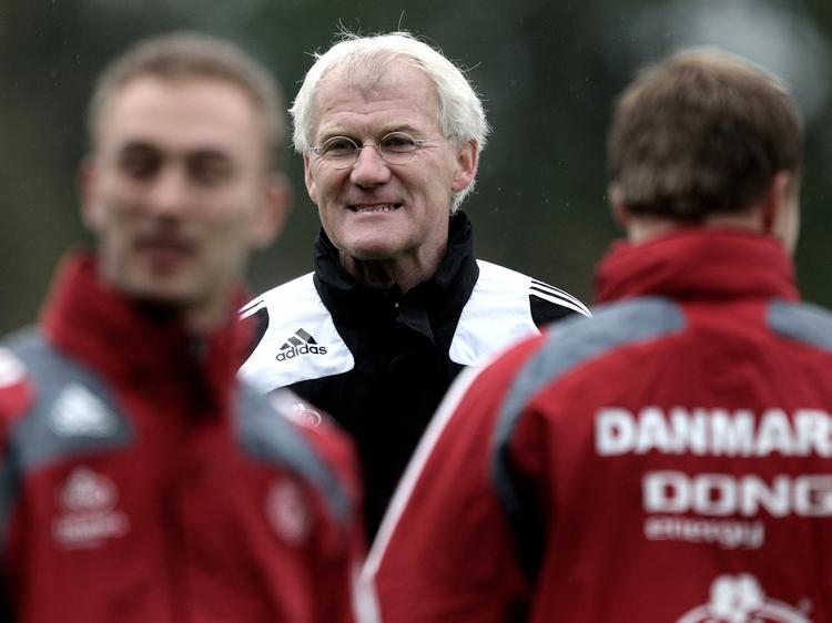 testkampe. Morten Olsen vil gerne afprøve VM-formen med to-tre kampe op til VM-slutrunden næste år. 