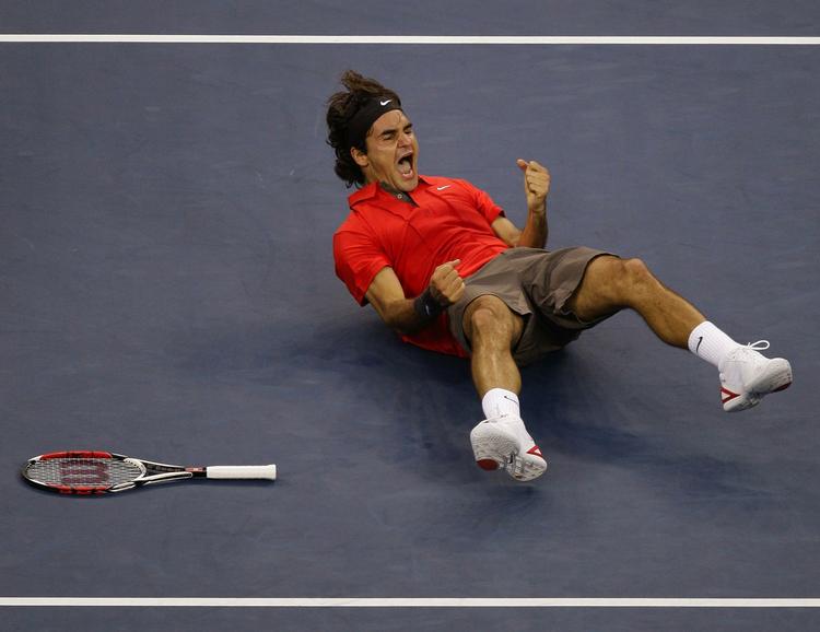 suveræn. Roger Federer er igen rykket helt frem i top på verdensranglisten efter Rafael Nadal en kort periode sad på førstepladsen. Arkivfoto. 