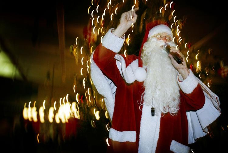 TYVSTART. Har du tid til at træne, ligger julesangenes melodier, akkorder og noder klar på nettet. 