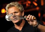 Blid som et lam. Gordon Ramsay havde lagt de grimme ord på hylden i hans nye kokkeprogram 'Cookingalong Live'. 