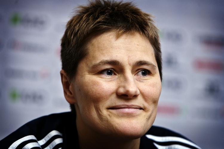 VINDER. Den levende håndbold-legende Anja Andersen melder nu ud, at hun også vil vinde Champions League med herrerne. 