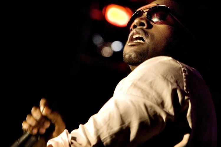 Forrygende. Karismatiske Kanye West har lavet årtiets bedste plade - 'Late Registration'. Det mener i hvert fald Politikens Erik Jensen. Men hvad mener du? Arkivfoto. 