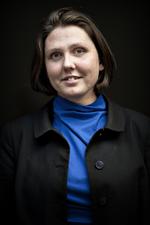 Sådan. Ane Egebak - medlem af Politikens tænktank - kommer med sit personlige bud på, hvordan den triste kurve i ungdomsarbejdsløsheden kan knækkes. Beskæftigelsesminister Inger Støjberg giver sin replik til forslaget. 