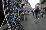 At Strøget ikke er noget for rigtige københavnere, er en af de ting Frank Jensen kan lære i sidste afsnit af Københavneriets parlør. Arkivfoto: Lars Hansen 