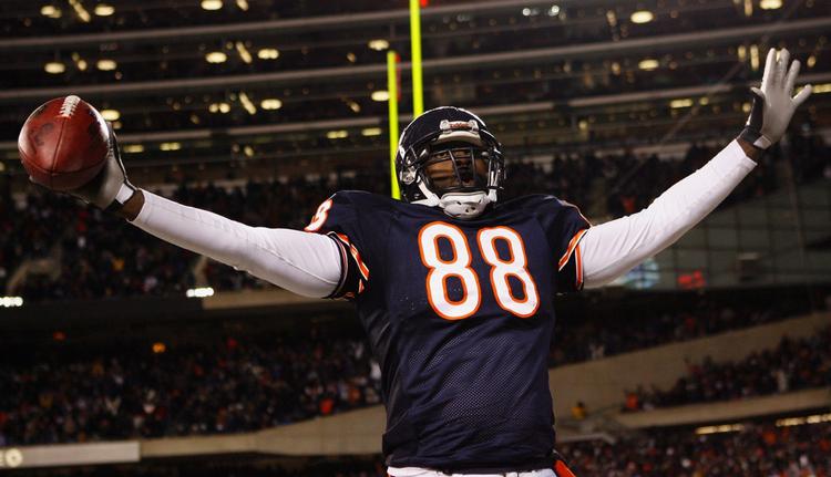 touchdown. Desmond Clark fra Chicago Bears fejrer en touchdown i kampen mod Minnesota Vikings. 