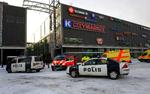 Skuddrama. I dette indkøbscenter i Espoo nær Helsinki ligger det Prisma-supermarked, hvor skudmassakren tidligere i dag fandt sted. 