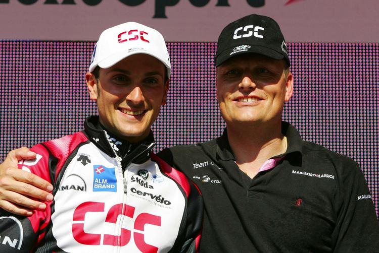 cykelsucces. Ivan Basso og Bjarne Riis fotograferet i maj 2006, inden dopingskandalen fik ødelagt idyllen. 