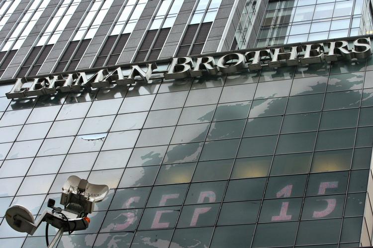 Krak. Det er fortsat en gåde, hvorfor investeringsbanken Lehman Brothers fik lov at gå konkurs. Foto: Mary Altaffer 