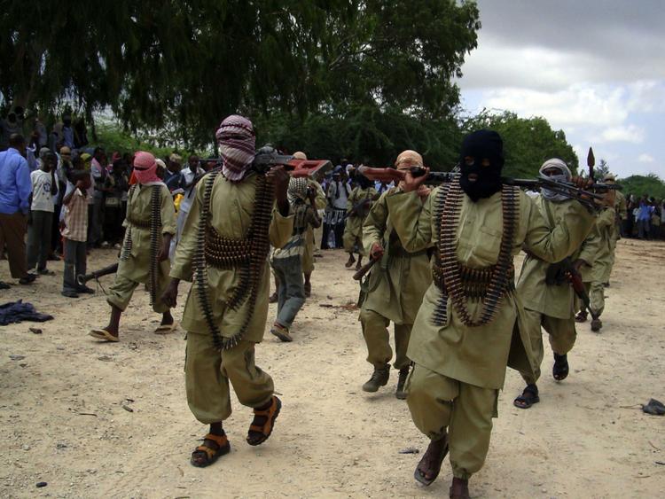 TERRORORGANISATION. Al-Shabaab-krigere marcherer i Mogadishu. Arkivfoto. 
