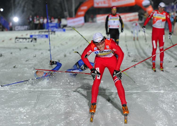 afgørelsen. Efter 1,6 km i fuld sprint kom Eldar Rønning først over stregen i Oberhof. 