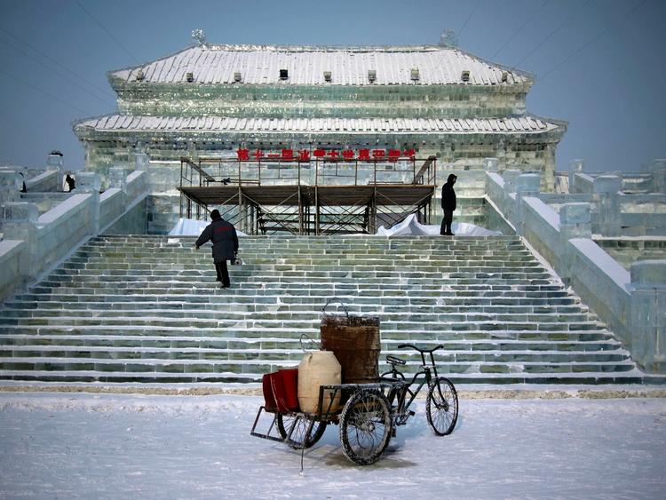 Sneen volder dog ingen problemer ved Harbin International Ice and Snow festival, der snart åbner i Kinas nordøstlige Heilongjiang-provins. 
