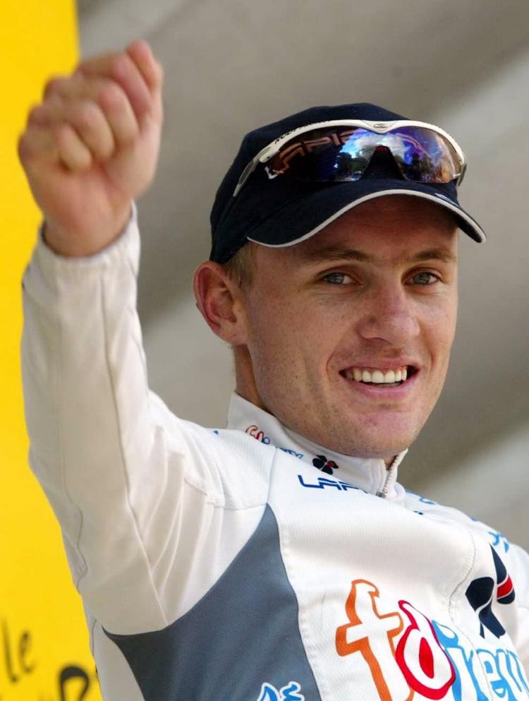 sprinter. Baden Cooke efter sejr på anden etape af Tour de France 2003, hvor han vandt pointkonkurrencen i løbet. Arkivfoto. 