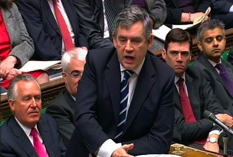 Presset. Gordon Brown er under større pres end nogensinde i sin tid som premierminister. 