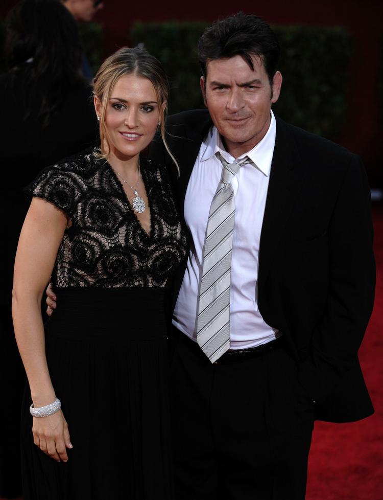 Ægteparret Charlie Sheen og Brooke Mueller Sheen på foto fra september. 