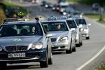 Gratiskørsel. Der er behov for at nytænke den erhvervsstøtte, som bl.a. taxavognmænd nyder godt af. Den skal først og fremmest flyttes væk fra de gamle solnedgangserhverv og over til nye vækstindustrier, mener Mandag Morgen. Foto: Klaus Holsting 