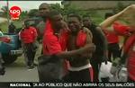 Tragedie. En afrikansk fodboldfest er endte i tårer for Togos landshold, der har trukket sig efter et skudattentat i Angola. 