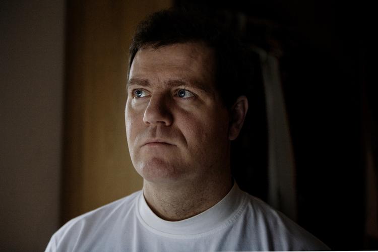 Renteeksplosion. Olafur Gardarsson har sammen med sin ekskone lagt sag an mod sin bank i protest mod de gigantiske renter. 