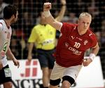 Playmaker. 27-årige Henrik Knudsen spillede en god lkamp mod Norge og stod selv for fem af de 33 danske scoringer. 