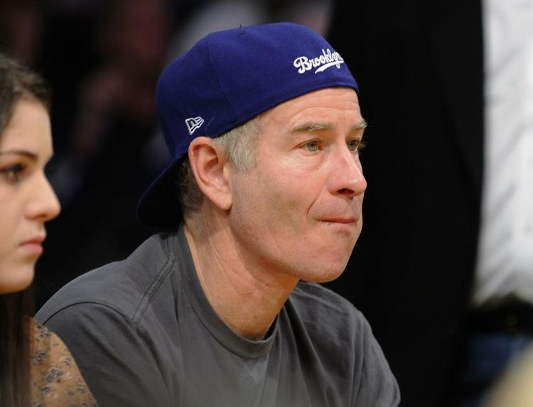 åbenmundet. John McEnroe var i tiden som spiller kendt for et heftigt temperament. Og amerikaneren blander sig stadig i tennissporten. Arkivfoto. 