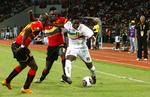 comeback. Kampen mellem Angola og Mali udviklede sig helt vanvittigt. Typisk afrikansk, mener Angolas træner. 